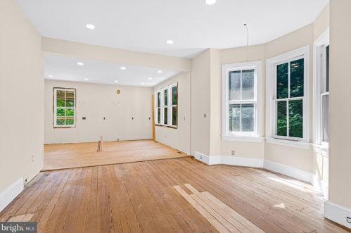 115 Washington Ave, Tavistock NJ  08033-3320 exterior