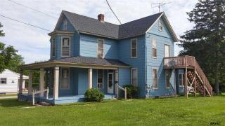 908 Baltimore St, Hanover, PA 17331-4133