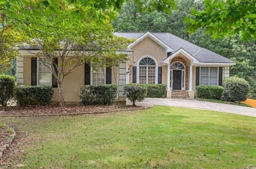 125 Windsong Dr, Stockbridge, GA 30281-6424