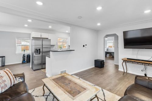 1733 Oakland St, Denver CO  80010-2823 exterior