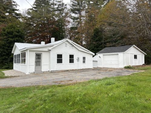 256 Village Rd, Freedom, NH 03836-4943