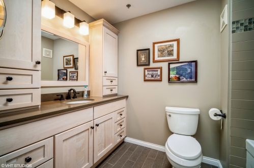 371 Kelburn Rd, Bannockburn IL  60015-4322 exterior