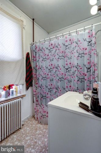 404 Ross St, Lancaster PA  17602-1944 exterior