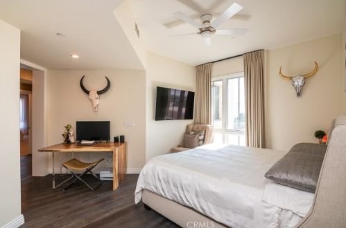 670 Caruso Ave, Glendale CA  91210-1519 exterior