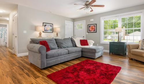18 Richville Rd, Standish, ME 04084-5500