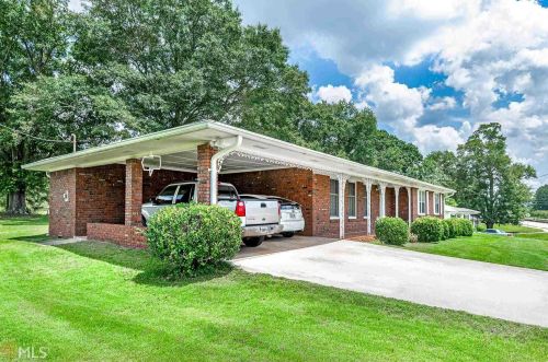 664 Fairview Rd, Ellenwood, GA 30294-2628