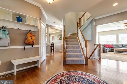 15659 Altomare Trace Way, Woodbridge, VA 22193-5780