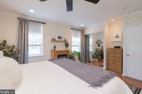 413 Belgrade St, Philadelphia PA 19125-2622 exterior