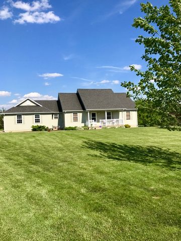 23565 1450 East Rd, Danville, IL 61834-5587