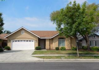1829 Cotta Ct, Visalia, CA 93292-7381