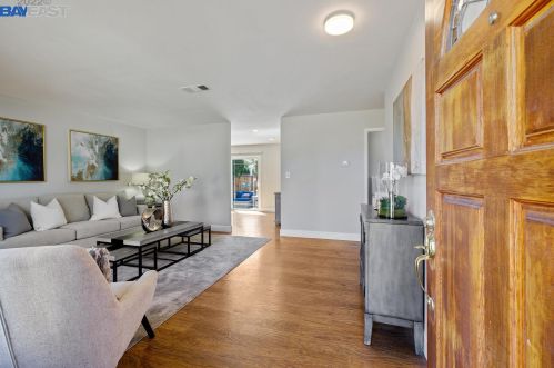 36113 Indian Wells Dr, Newark, CA 94560-2109
