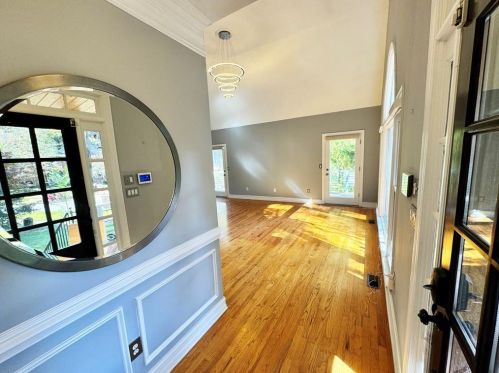 1136 Goodwin Rd, Atlanta, GA 30324-2716