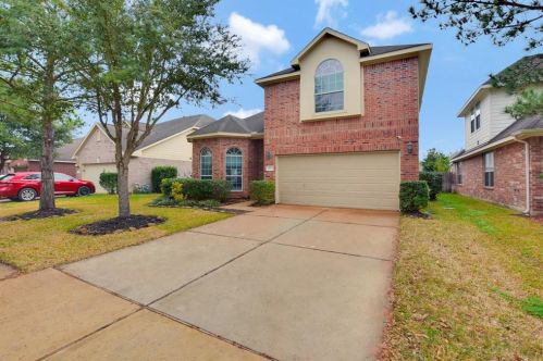 7123 Chatham Lake Ln, Richmond TX  77407-6490 exterior