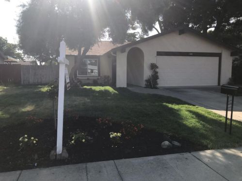 1060 Amaretto Dr, Tracy, CA 95376-4850