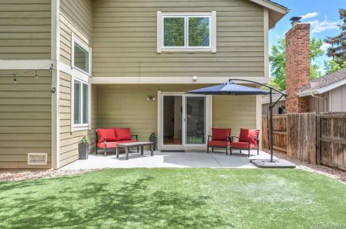 7869 Valentia St, Englewood CO  80112-3301 exterior