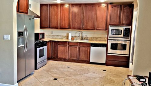 217 Dale Ave, Anaheim CA  92801-4816 exterior