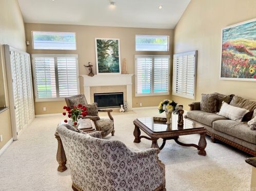 5325 Seneca Pl, Simi Valley CA 93063-2053 exterior