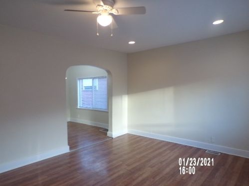 9315 Burnside Ave, Chicago, IL 60619-7414
