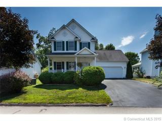 27 Highwood Cir, Colchester, CT 06415-1283