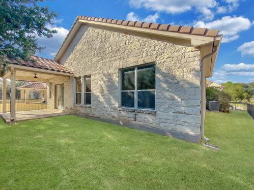 14313 Broadwinged Hawk Dr, Austin TX  exterior