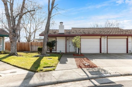 11051 Cobblestone Dr, Rancho Cordova, CA 95670-4244