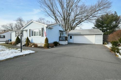 50 Visconti Ave, Southington, CT 06489-3651