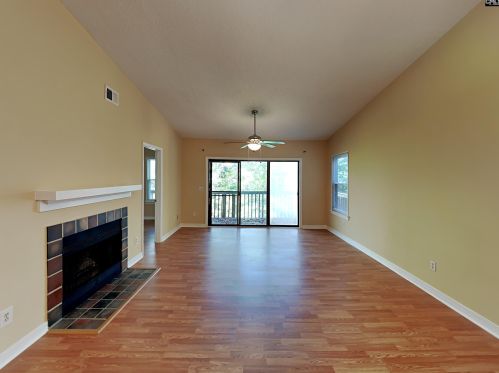 637 Edgewater Ln, Cayce-West Columbia SC  29169-6944 exterior