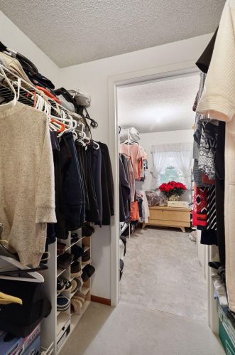 795 Heinel Dr, Saint Paul MN  55113-2152 exterior