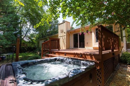 4085 Wildflower Ln, Tucker, GA 30084-6139