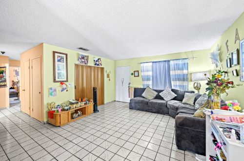 52860 Avenida Villa, La Quinta, CA 92253-3392