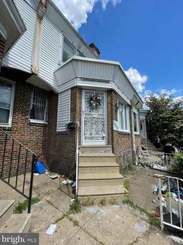 1729 Edgewood St, Philadelphia, PA 19151-3914