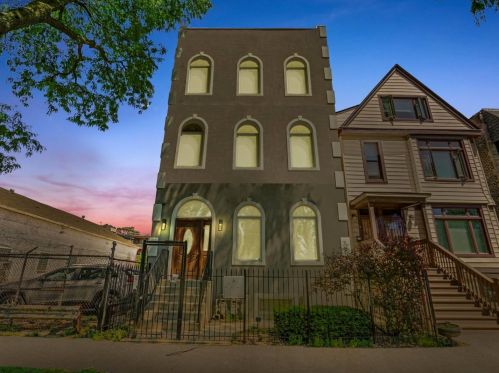 4737 Wabash Ave, Chicago, IL 60615-1035
