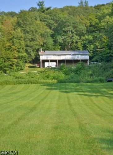 79 Pidgeon Hill Rd, Wantage, NJ 07461-2731