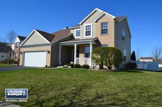 105 Ryan Ln, Joliet, IL 60404-0697