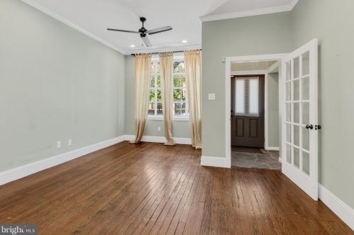 1727 10th St, Philadelphia PA  19122-6021 exterior