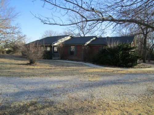 229 Sycamore St, Ardmore, OK 73401-7699