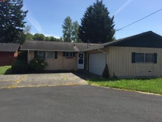 402 Olson Rd, Longview, WA 98632-5648