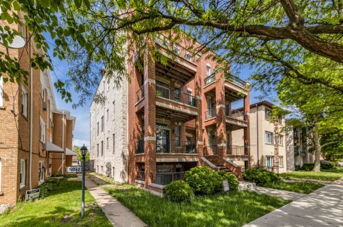 5478 Higgins Ave, Chicago IL  60630-2188 exterior