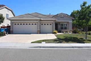 301 Rock Creek Cir, Vacaville, CA 95688-9357