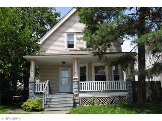 3942 Poe Ave, Cleveland OH  44109-2213 exterior