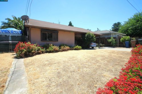 3860 Adelaide Dr, Pacheco, CA 94553-3005