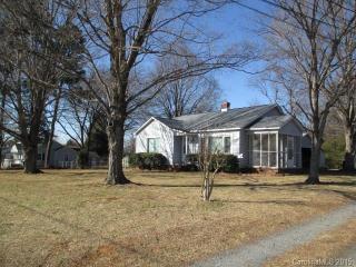 312 Gold Hill Dr, Salisbury, NC 28146-5821