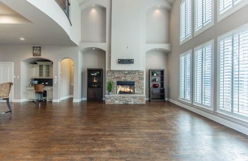 6911 Cyn Mdw Dr, Garland TX  75048-3050 exterior