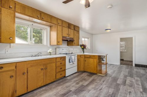 327 2nd Ave, La Salle CO 80645-3218 exterior