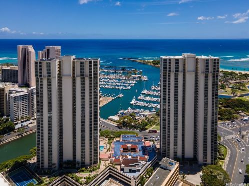 1650 Ala Moana Blvd, Honolulu HI  96815-1432 exterior
