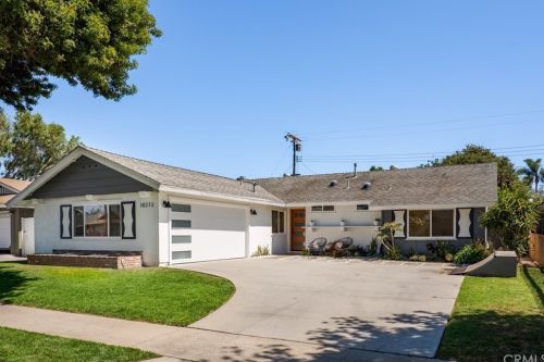 10272 Kamuela Dr, Huntington Beach, CA 92646-2939