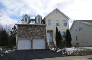 32 Richards Rd, Trenton, NJ 08648-1329
