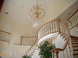7764 Mount Vernon Rd, Atlanta GA  30350-5513 exterior