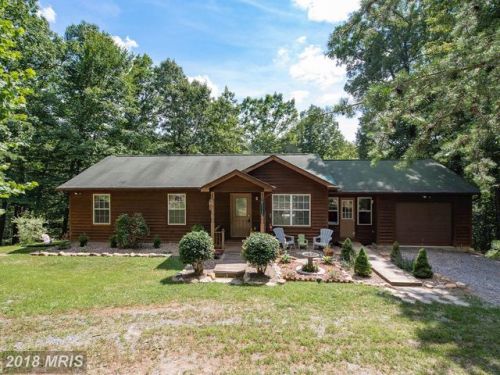 1001 Carefree Ln, Boyce, VA 22620-3141