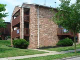 1748 Summit St, Columbus OH  43201-1611 exterior